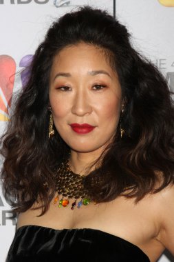 Sandra Oh