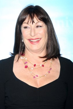 Anjelica Huston