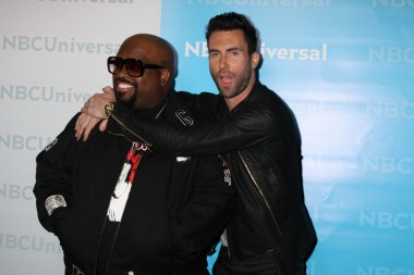 ceelo yeşil, adam levine