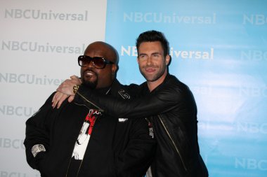 ceelo yeşil, adam levine