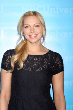 Laura prepon