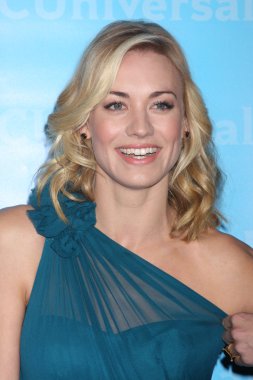 Yvonne Strahovski