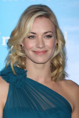 Yvonne Strahovski