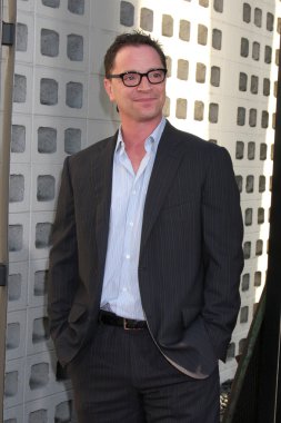 Joshua Malina