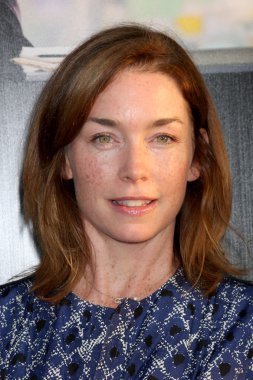 Julianne Nicholson