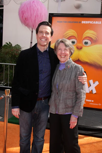 Ed Helms, mother — Stock Photo, Image