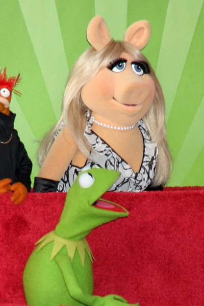 Miss Piggy, Kermit — Stock Photo, Image