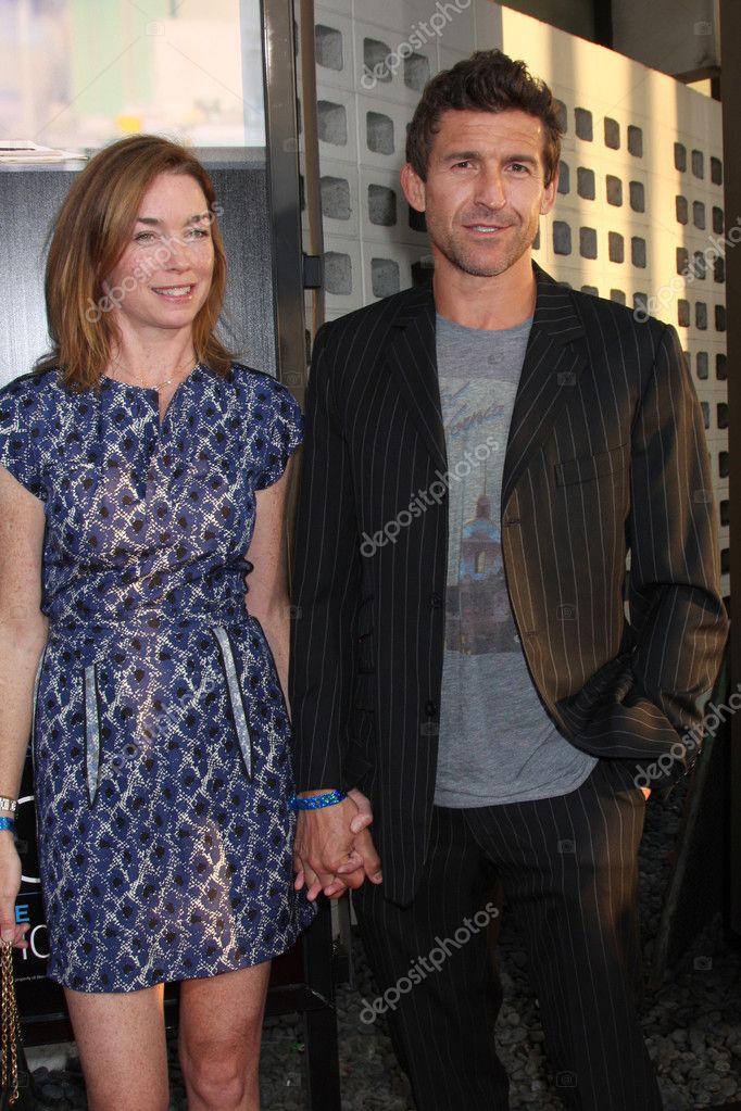 Julianne Nicholson, Jonathan Cake – Stock Editorial Photo © Jean_Nelson ...