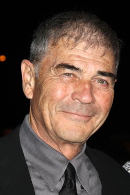 Robert Forster