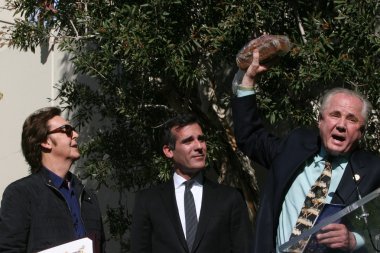 Paul Mccartney, Eric Garcetti, Tom Lebonge