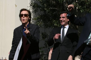 Paul Mccartney, Eric Garcetti,