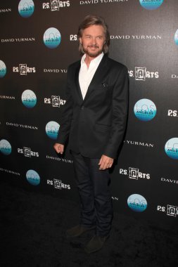 Stephen Nichols