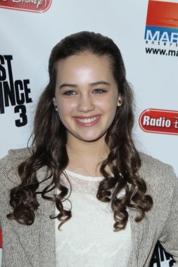 Mary Mouser