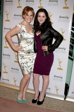 Katie Leclerc, Vanessa Marano