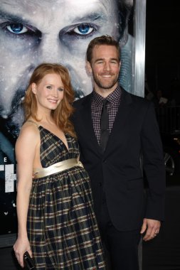 Kimberly Brook, James Van Der Beek