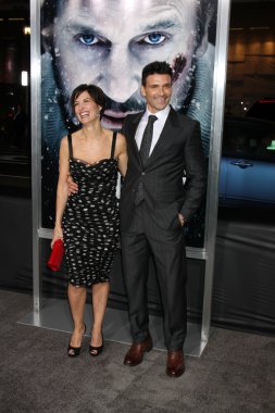 Wendy Moniz, Frank Grillo