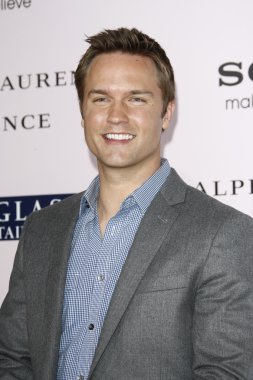 Scott Porter