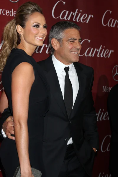 Stacy Keibler, George Clooney — Stockfoto