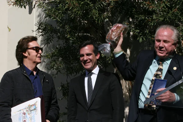 Paul Mccartney, Eric Garcetti, Tom Lebonge