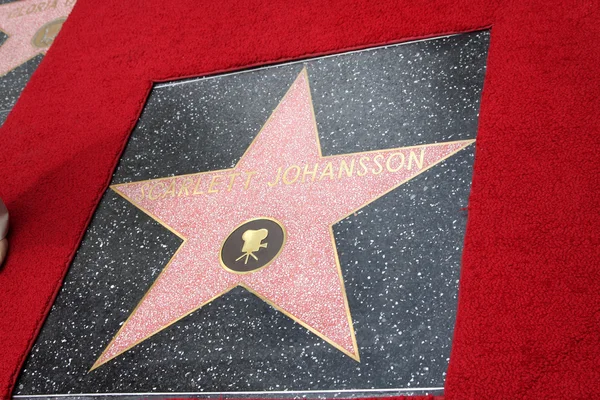 Scarlett Johansson Walk of Fame Star — Stock Photo, Image