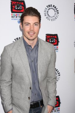 Josh Henderson