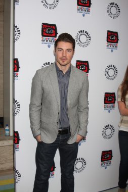 Josh Henderson