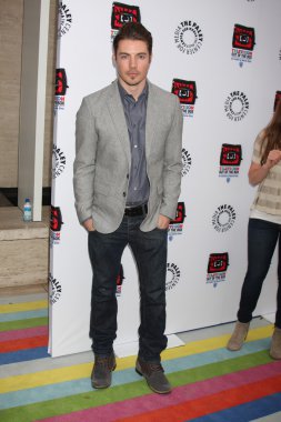 Josh Henderson