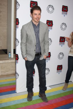 Josh Henderson