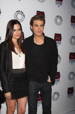 Torrey Devitto, Paul Wesley