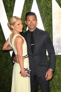 Kelly Ripa and Mark Consuelos clipart