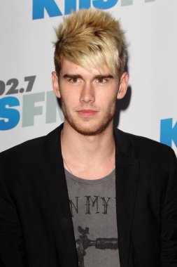 Colton Dixon