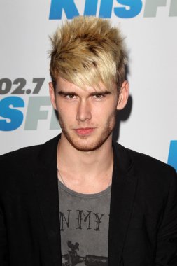 Colton Dixon