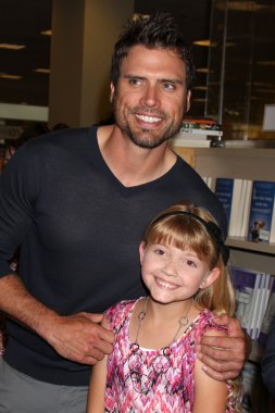 Joshua Morrow, Samantha Bailey