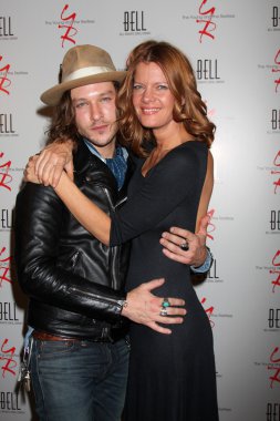 Michael Graziadei, Michelle Stafford