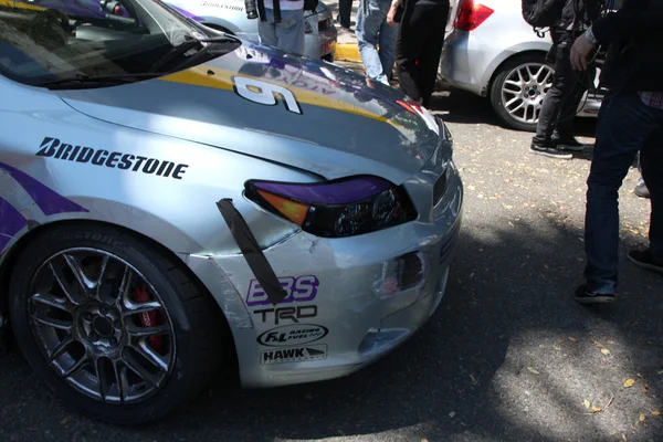 Автомобиль Эдди Сибриана разбился после гонки — стоковое фото