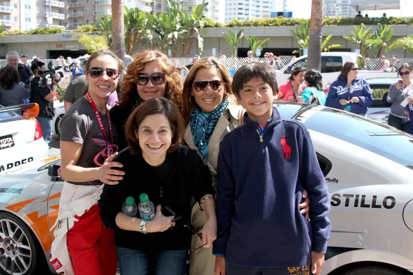 Kate del Castillo, familia, amigos — Foto de Stock