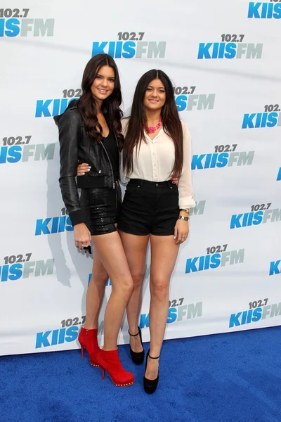 Kendall Jenner e Kylie Jenner. — Fotografia de Stock