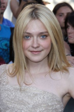 Dakota Fanning