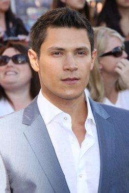 Alex Meraz