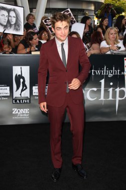 Robert Pattinson