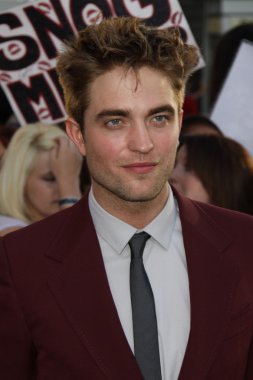 Robert Pattinson