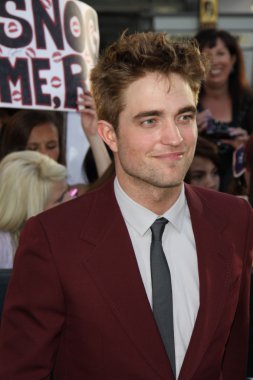 Robert Pattinson