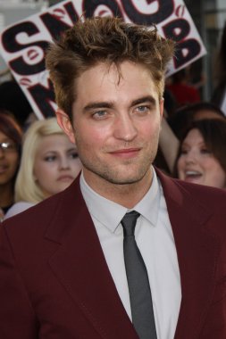 Robert Pattinson