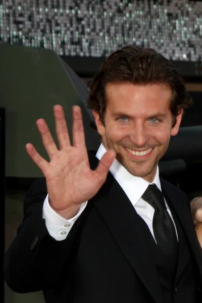 Bradley Cooper, Jessica Biel, Liam Neeson, Sharlto Copley, Quint — Foto Stock