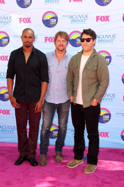 Damon wayans jr, zachary knighton, adam dostum