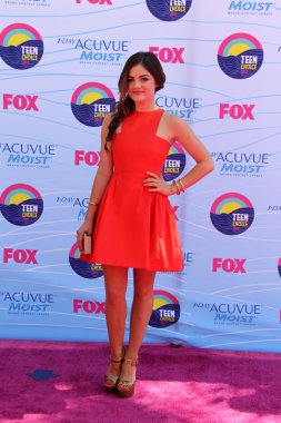 Lucy hale