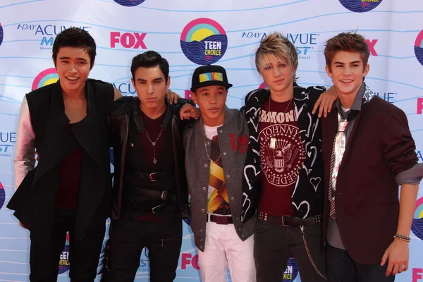 IM5 in arrivo ai Teen Choice Awards 2012 — Foto Stock