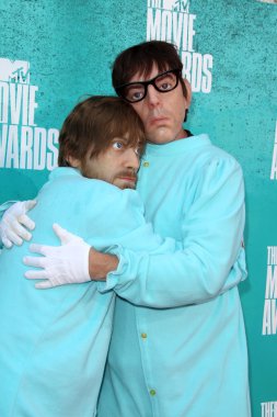 dan auerbach ve patrick Gökhan