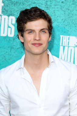 Daniel Sharman