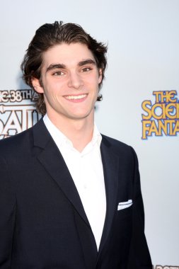 RJ Mitte